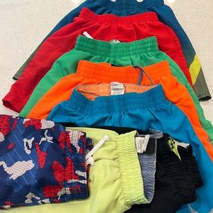Lot of 8 youth Nike swim trunks ( only charging for 5) size youth medium.